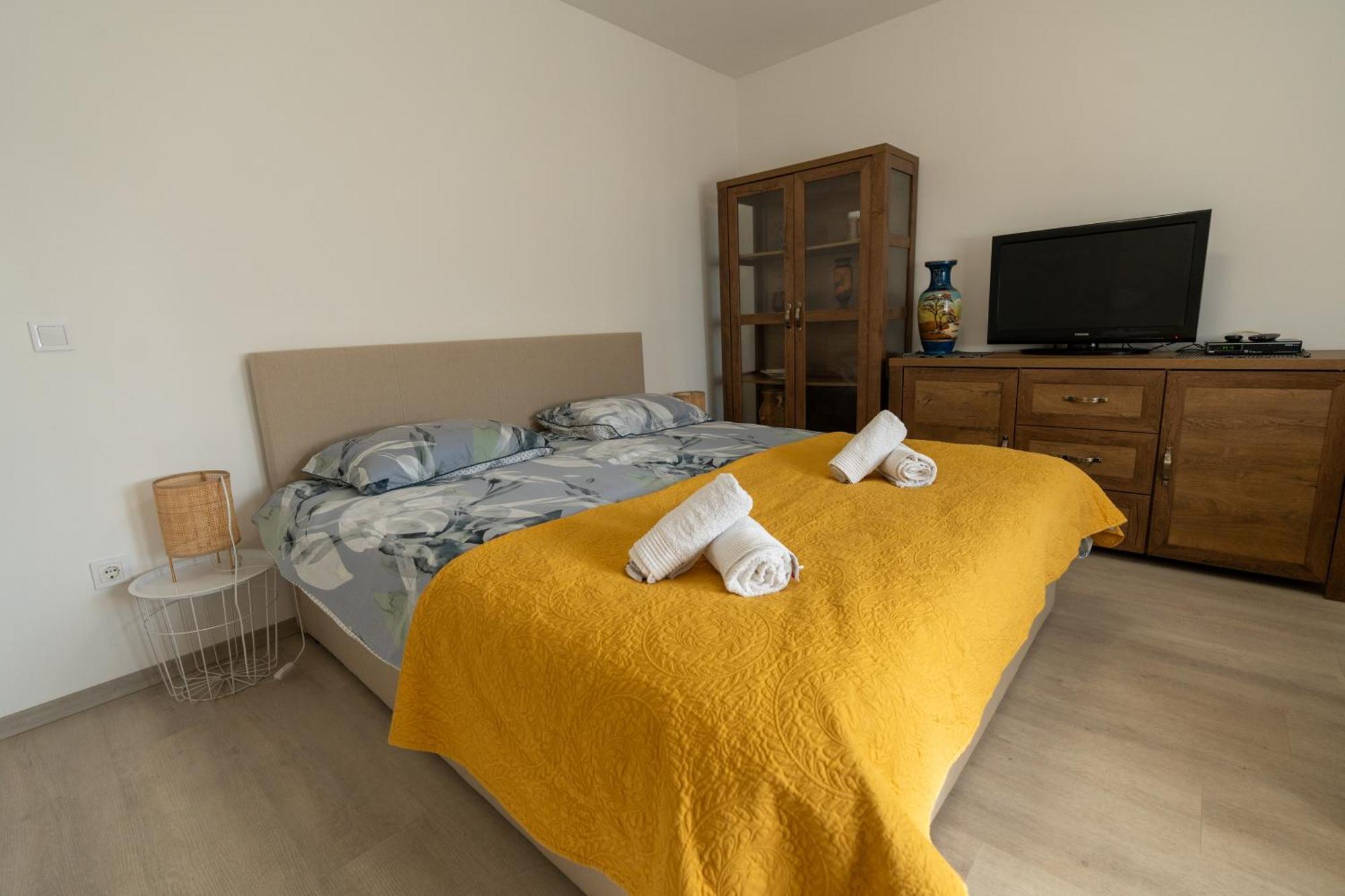 Appartement Two-bedroom Rea In